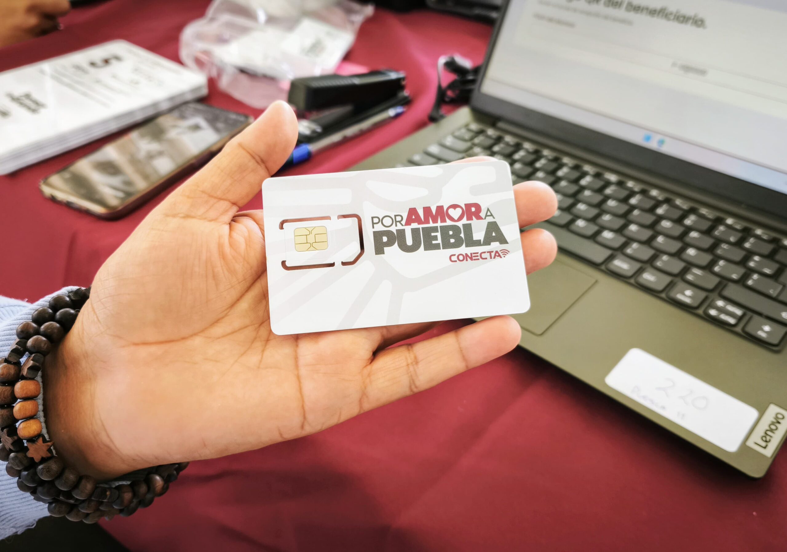 Becas de conectividad